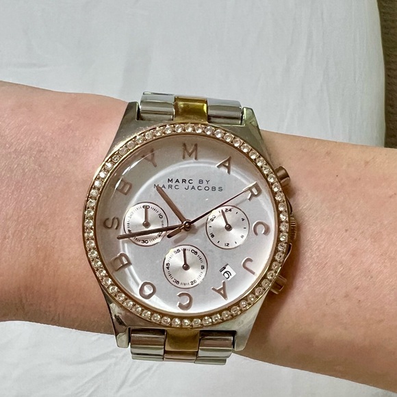 Marc by Marc Jacobs Henry Silver Rose Gold Watch - Picture 1 of 4